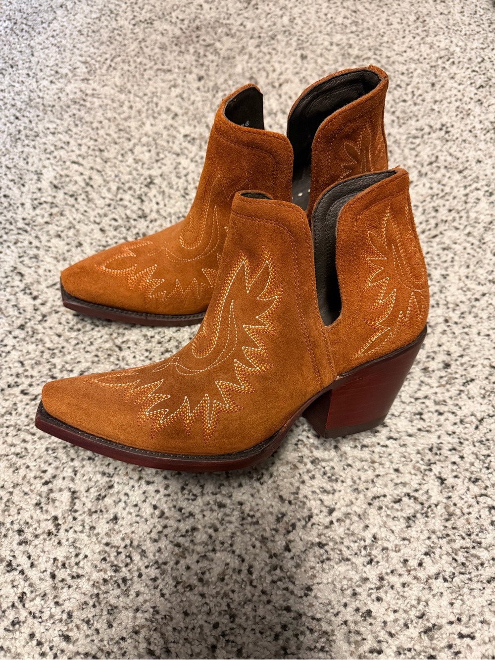 Ariat Dixon Suede Western Ankle Boots